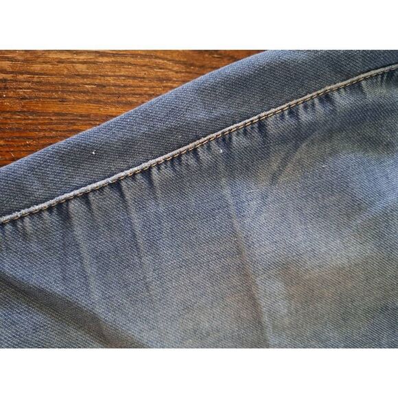 Sz8 Seven7 Denim Blue Jean Stretch Capri Casual Pant Skimmers Pockets Belt Loops - Picture 2 of 8